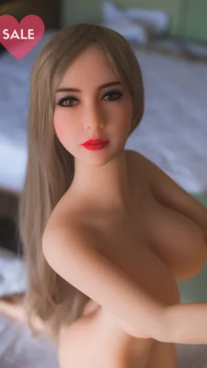 WM 155cm A cup - Karen